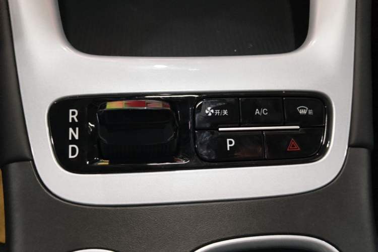 Used Geely Galaxy Geome 2026 Model 310km Dream Edition Gear Lever