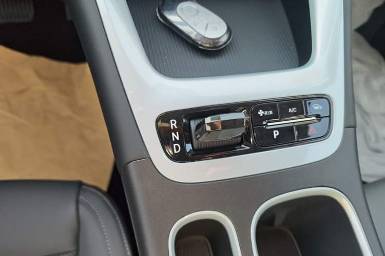 Used Geely Galaxy Geome 2026 Model 310km Dream Edition Gear Lever