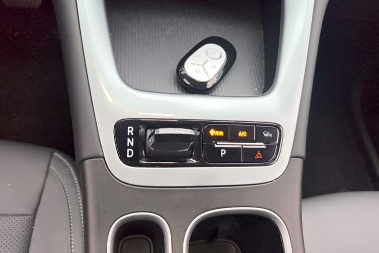 Used Geely Galaxy Geome 2026 Model 310km Dream Edition Gear Lever