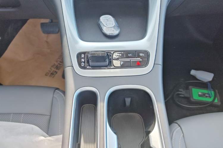 Used Geely Galaxy Geome 2026 Model 310km Youth Edition Gear Lever