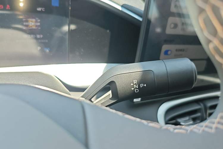 Used Geely Galaxy Geome 2026 480km Exploration Edition Gear Lever
