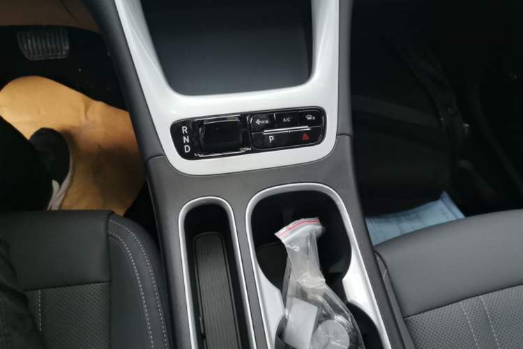 Used Geely Galaxy Geome 2026 Model 310km Dream Edition Gear Lever