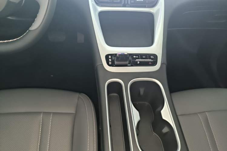 Used Geely Galaxy Geome 2026 Model 310km Dream Edition Gear Lever