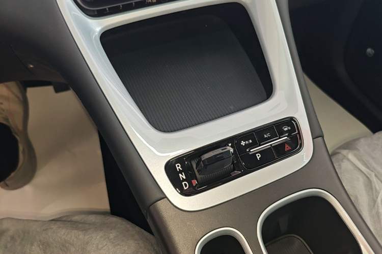 Used Geely Galaxy Geome 2026 Model 310km Dream Edition Gear Lever