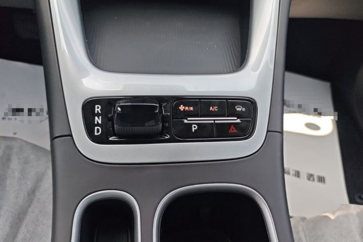 Used Geely Galaxy Geome 2026 Model 310km Youth Edition Gear Lever