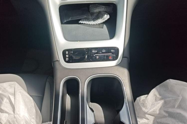 Used Geely Galaxy Geome 2026 Model 310km Dream Edition Gear Lever