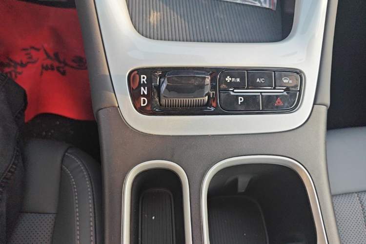 Used Geely Galaxy Geome 2026 Model 310km Dream Edition Gear Lever