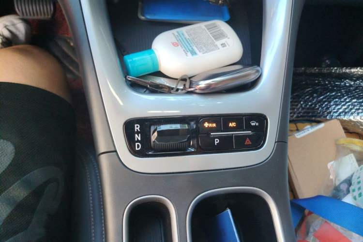 Used Geely Galaxy Geome 2026 Model 310km Youth Edition Gear Lever