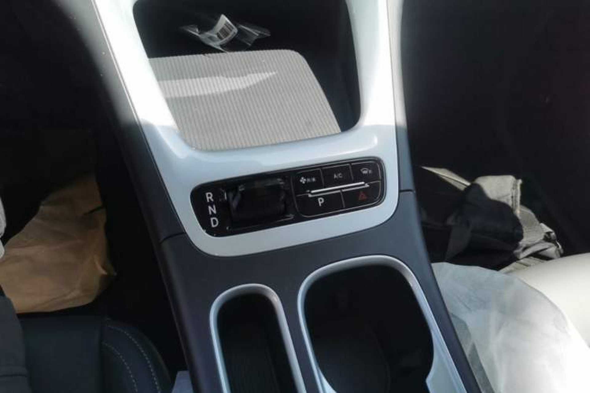 Used Geely Galaxy Geome 2026 Model 310km Youth Edition Gear Lever