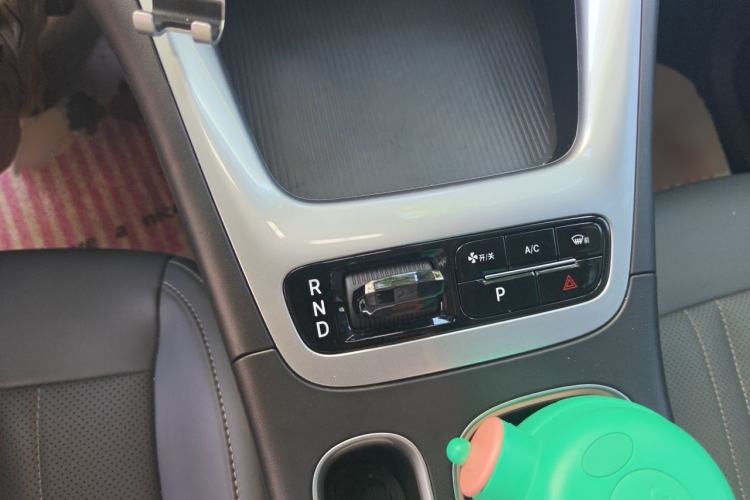 Used Geely Galaxy Geome 2026 Model 310km Youth Edition Gear Lever