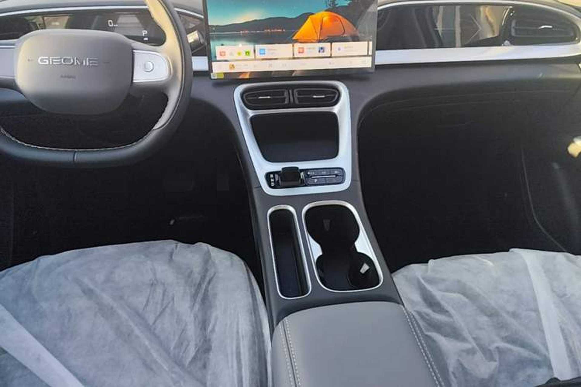 Used Geely Galaxy Geome 2026 Model 410km Freedom Edition Gear Lever