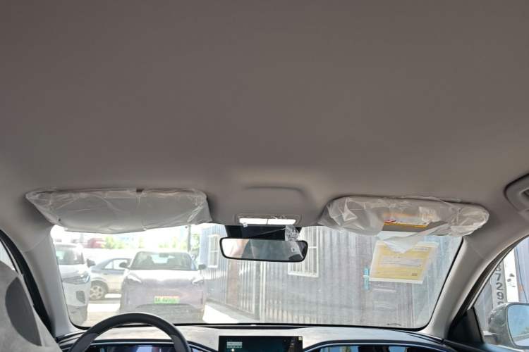 Used Geely Galaxy Geome 2026 Model 310km Youth Edition Headliner