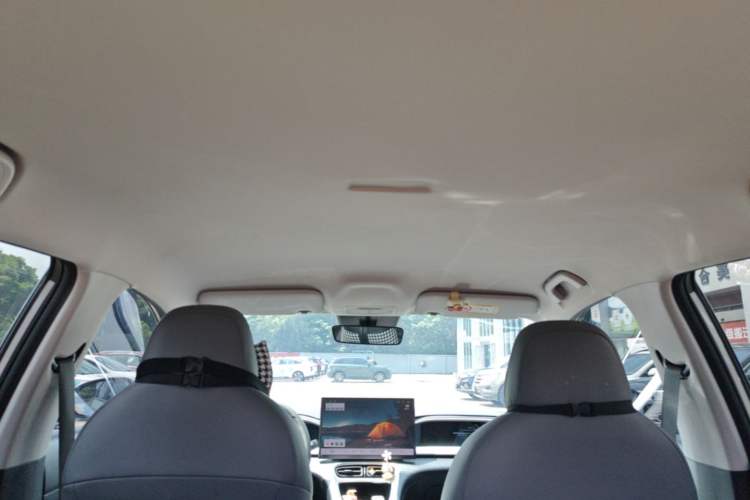 Used Geely Galaxy Geome 2026 Model 410km Freedom Edition Headliner
