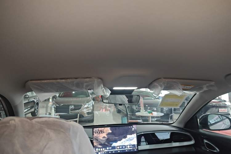 Used Geely Galaxy Geome 2026 Model 410km Freedom Edition Headliner