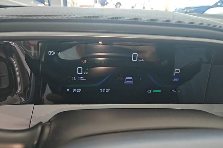 Used Geely Galaxy Geome 2026 Model 410km Carefree Edition Instrument Cluster