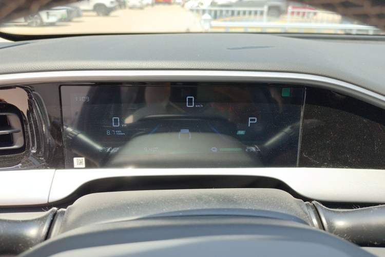 Used Geely Galaxy Geome 2026 Model 310km Youth Edition Instrument Cluster