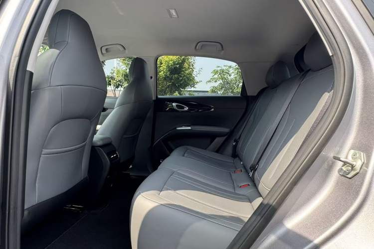 Used Geely Galaxy Geome 2026 Model 410km Exploration Edition Interior 2