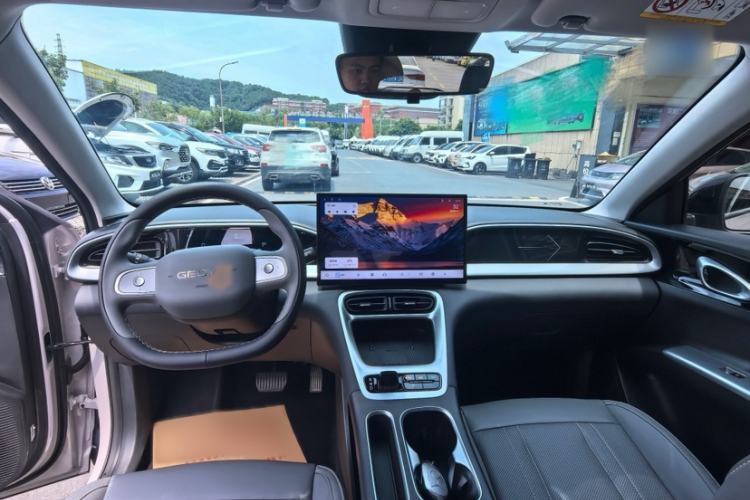 Used Geely Galaxy Geome 2026 Model 310km Dream Edition Interior 2