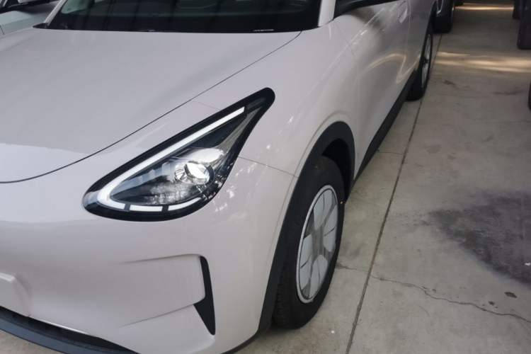 Used Geely Galaxy Geome 2026 Model 310km Youth Edition Left Front Headlight