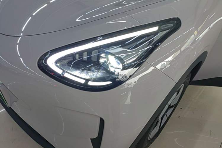 Used Geely Galaxy Geome 2026 Model 410km Freedom Edition Left Front Headlight
