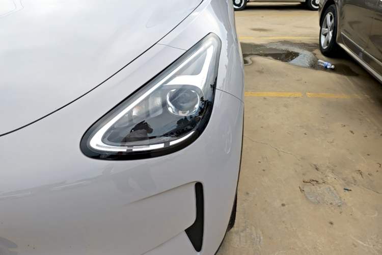 Used Geely Galaxy Geome 2026 Model 410km Carefree Edition Left Front Headlight