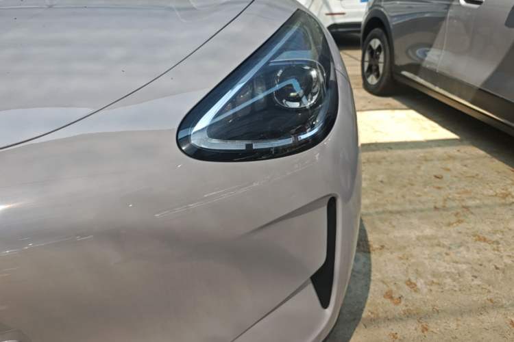 Used Geely Galaxy Geome 2026 Model 310km Youth Edition Left Front Headlight