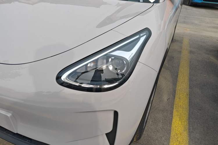 Used Geely Galaxy Geome 2026 Model 310km Youth Edition Left Front Headlight