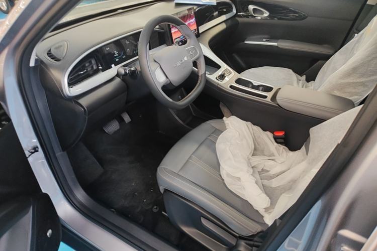 Used Geely Galaxy Geome 2026 Model 310km Youth Edition Left Front Seat