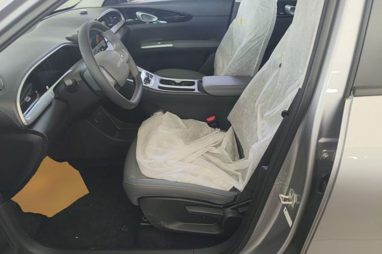 Used Geely Galaxy Geome 2026 Model 310km Youth Edition Left Front Seat
