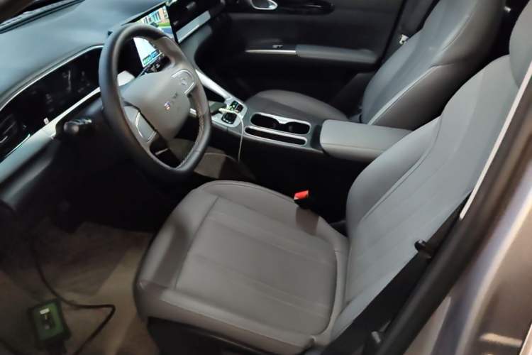 Used Geely Galaxy Geome 2026 Model 310km Youth Edition Left Front Seat