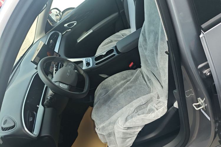 Used Geely Galaxy Geome 2026 410km Wind-Riding Edition Left Front Seat