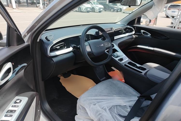 Used Geely Galaxy Geome 2026 Model 310km Youth Edition Left Front Seat