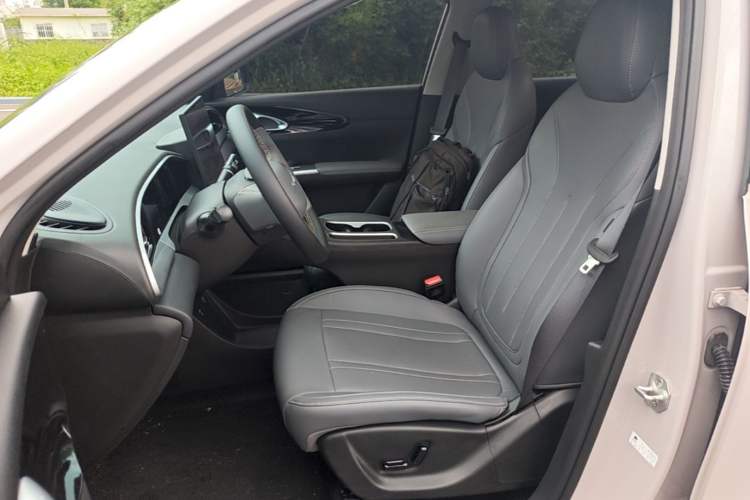 Used Geely Galaxy Geome 2026 Model 310km Dream Edition Left Front Seat