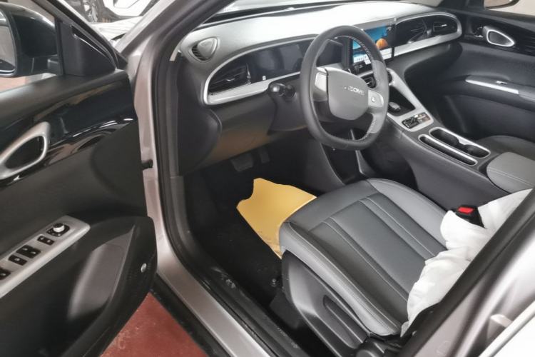 Used Geely Galaxy Geome 2026 Model 310km Youth Edition Left Front Seat