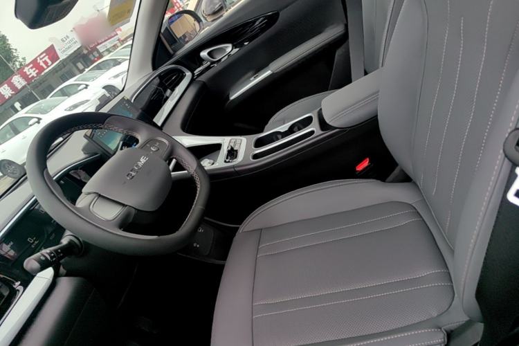Used Geely Galaxy Geome 2026 Model 310km Youth Edition Left Front Seat