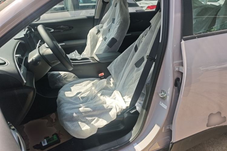 Used Geely Galaxy Geome 2026 Model 310km Youth Edition Left Front Seat