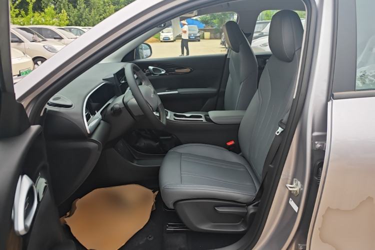 Used Geely Galaxy Geome 2026 Model 310km Youth Edition Left Front Seat