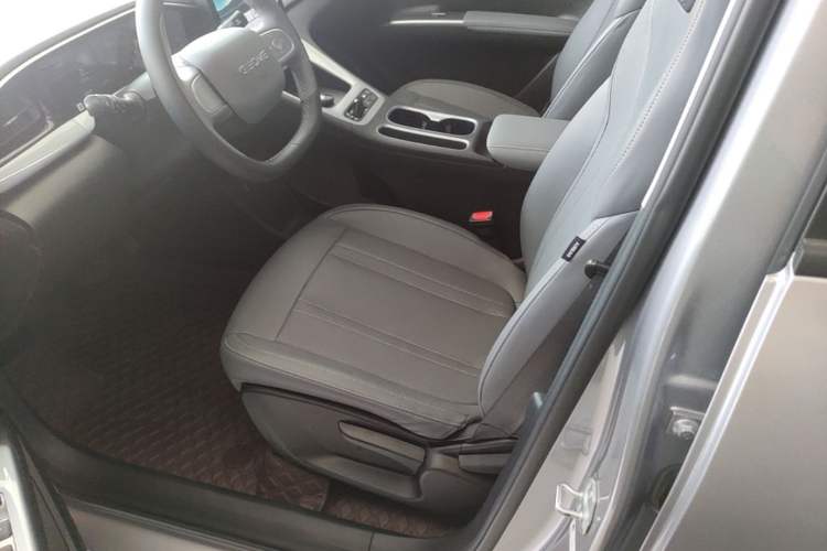 Used Geely Galaxy Geome 2026 Model 310km Youth Edition Left Front Seat