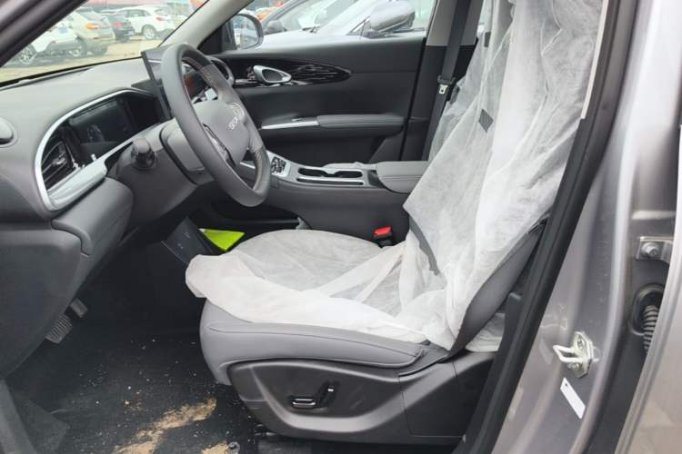 Used Geely Galaxy Geome 2026 Model 310km Dream Edition Left Front Seat