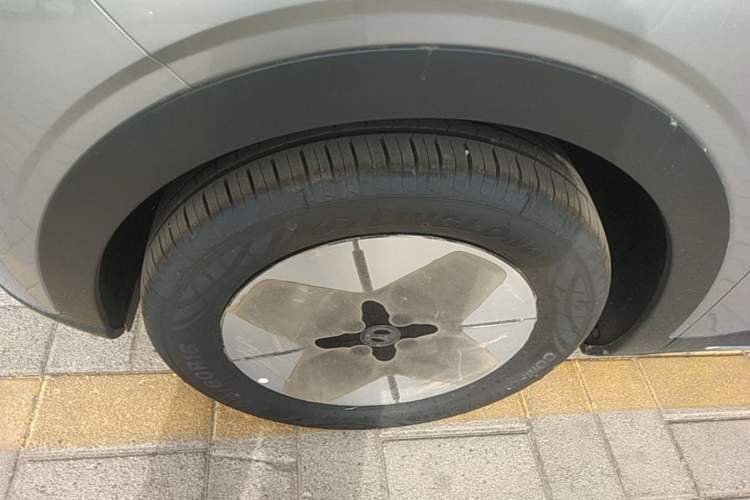 Used Geely Galaxy Geome 2026 Model 310km Dream Edition Left Front Wheel Hub