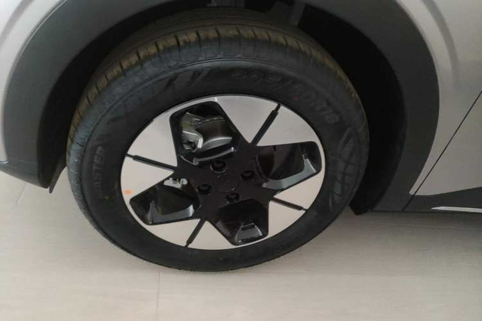 Used Geely Galaxy Geome 2026 Model 310km Dream Edition Left Front Wheel Hub