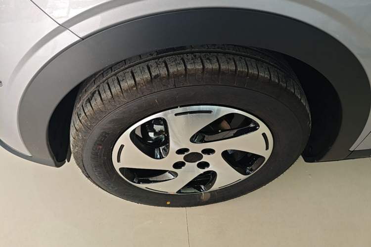 Used Geely Galaxy Geome 2026 480km Exploration Edition Left Front Wheel Hub