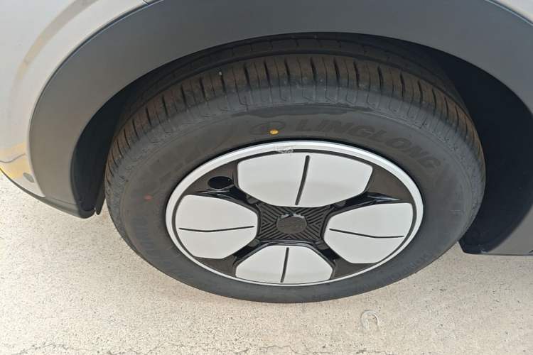 Used Geely Galaxy Geome 2026 310km Aspiration Edition Left Front Wheel Hub