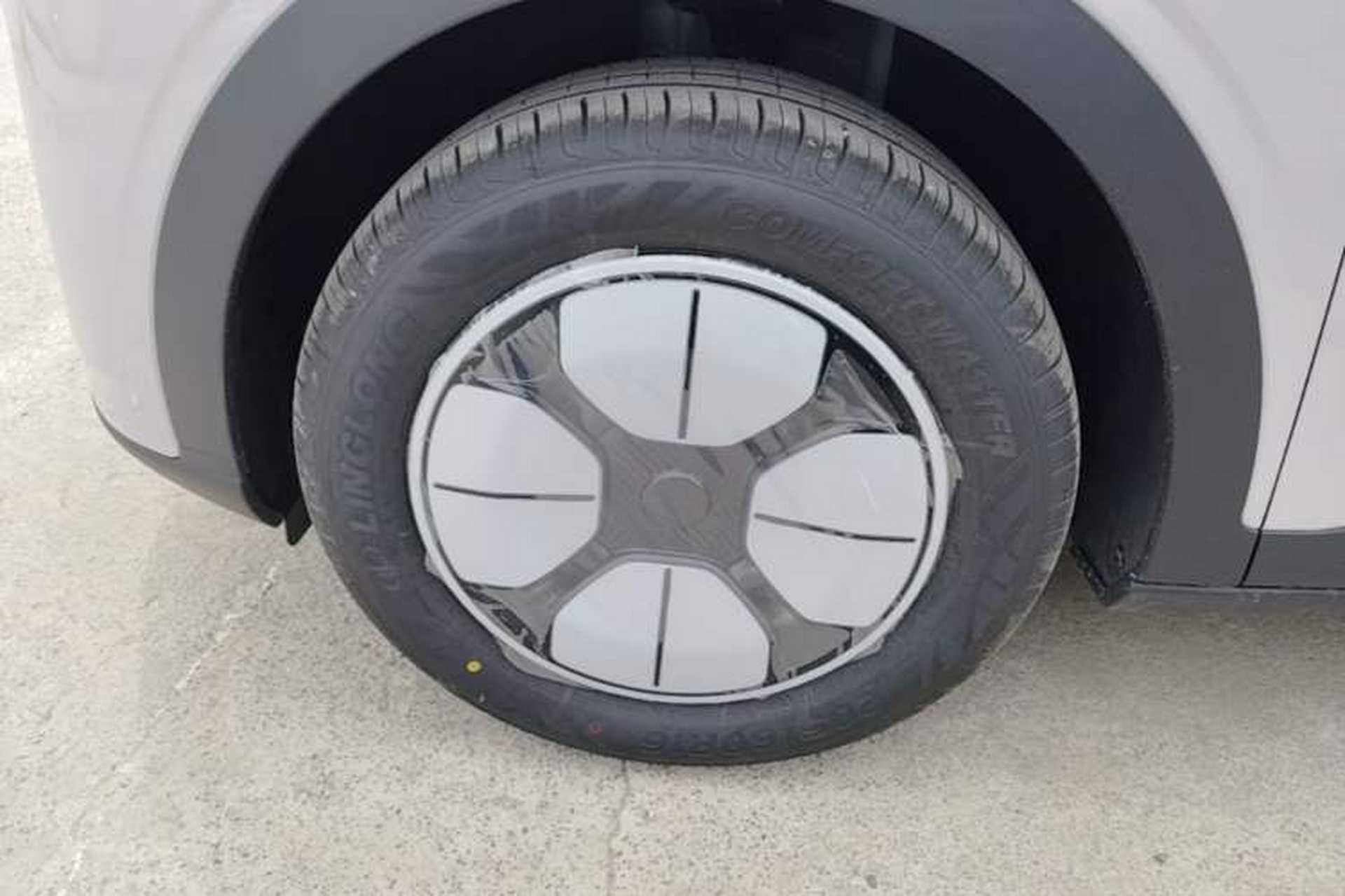 Used Geely Galaxy Geome 2026 Model 410km Carefree Edition Left Front Wheel Hub