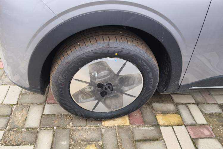 Used Geely Galaxy Geome 2026 Model 310km Dream Edition Left Front Wheel Hub