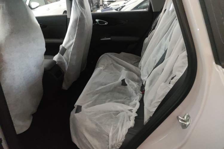 Used Geely Galaxy Geome 2026 Model 310km Youth Edition Left Rear Seat