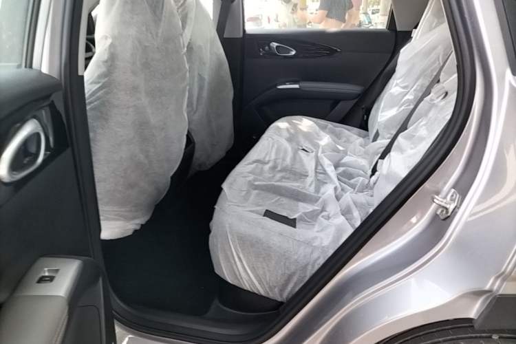 Used Geely Galaxy Geome 2026 Model 310km Youth Edition Left Rear Seat