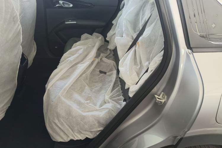 Used Geely Galaxy Geome 2026 Model 310km Youth Edition Left Rear Seat