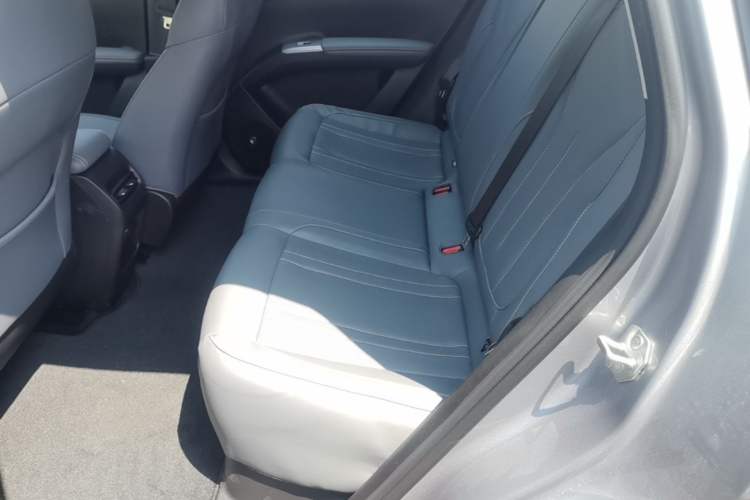 Used Geely Galaxy Geome 2026 Model 410km Exploration Edition Left Rear Seat