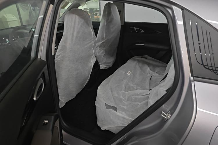 Used Geely Galaxy Geome 2026 Model 310km Youth Edition Left Rear Seat